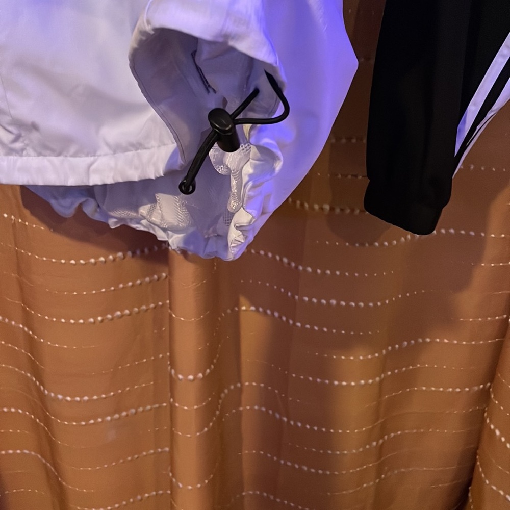 Adidas pull over - Picture 5 of 5